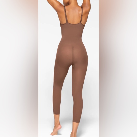 NWT SKIMS Everyday Sculpt Open Bust Catsuit Jasper Size XXS - Picture 2 of 11